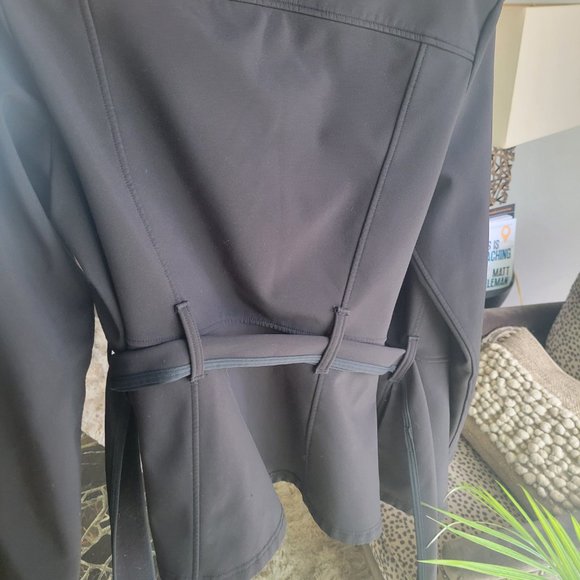 Jacket - Picture 3 of 4